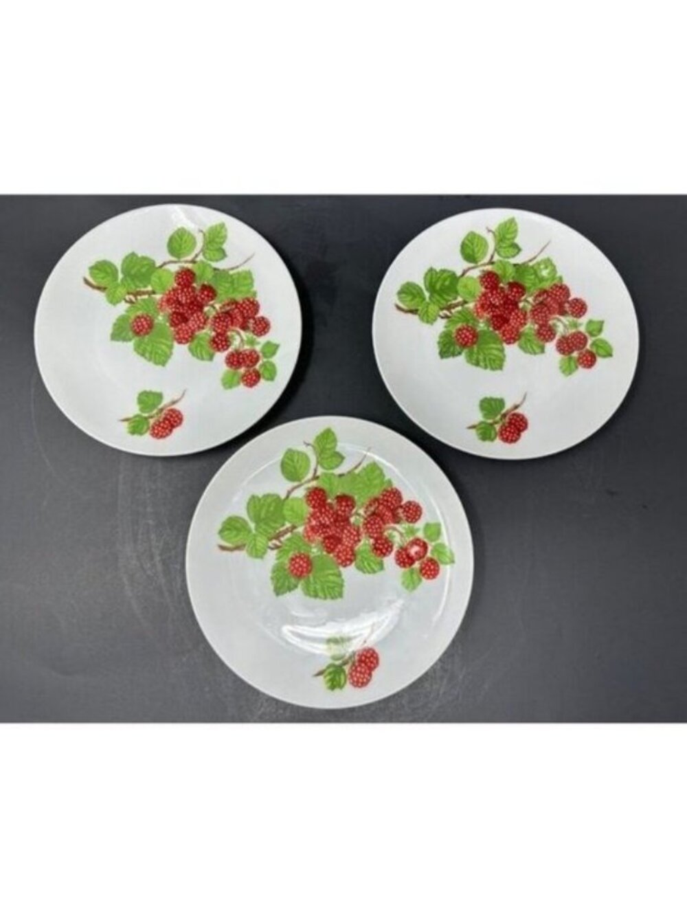 Vtg 1970s SEYMOUR MANN EDA FRAMBOISIER Salad Dessert Plates Set of 3 Raspberries - Picture 1 of 14